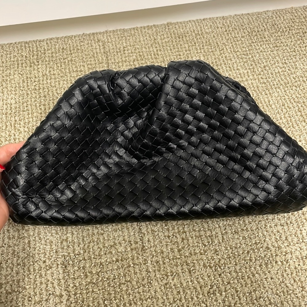 Pouch bag